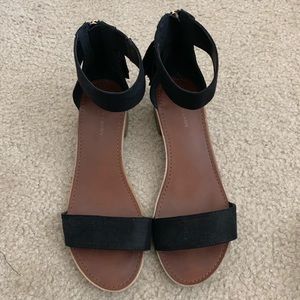 Black ankle strap sandals, size 10